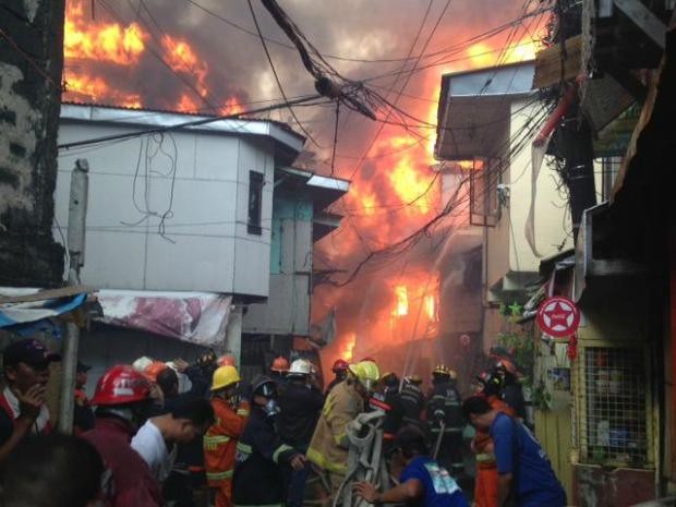 Vào đêm Giao thừa, một  vụ cháy lớn đã xảy ra ở khu ổ chuột ngoại ô thủ đô Manila, Philippines. Nguyên nhân ban đầu được xác định là do pháo hoa của các trẻ nhỏ gây nên.